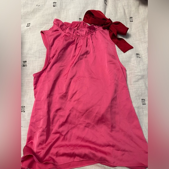 Beautiful pink and red bow blouse - Picture 2 of 3